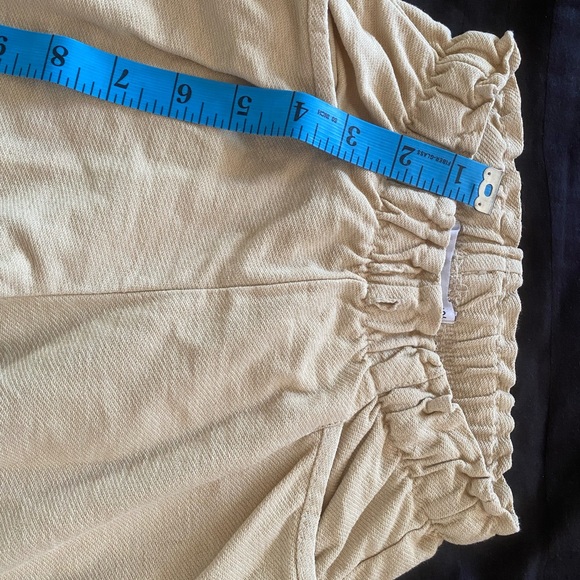 Used - Picture 4 of 6